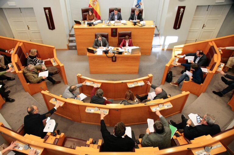 A Deputación da Coruña reclama que a Xunta mellore o “deficiente sistema asistencial” en Atención Primaria