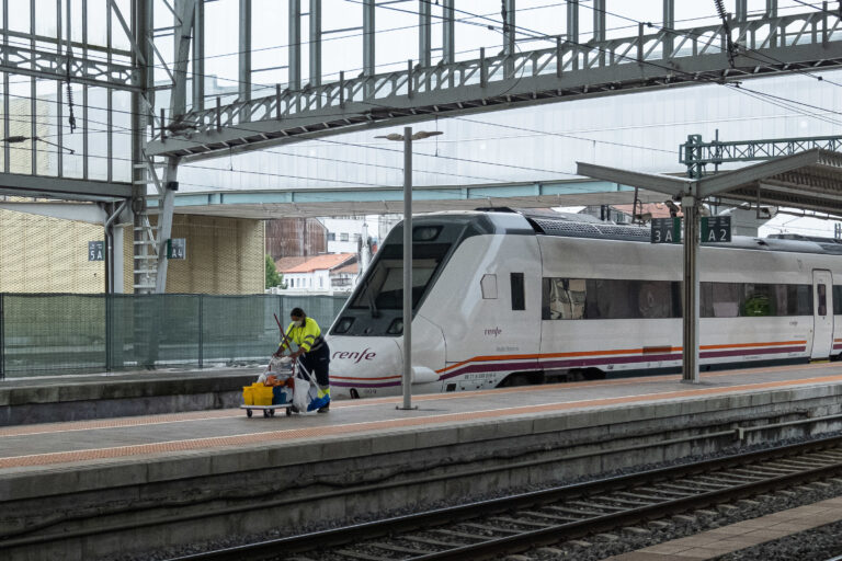 Novo atraso nun tren Vigo – A Coruña
