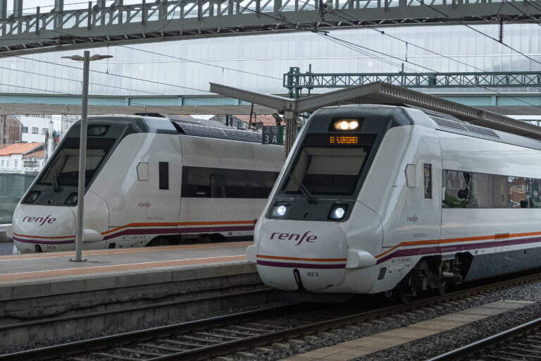 Restablécese a circulación ferroviaria dos trens de media distancia entre A Coruña e Lugo