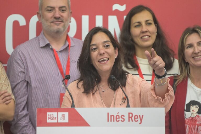 A alcaldesa da Coruña tras o mitin de Zapatero: “Xa se nota a remontada do PSOE”