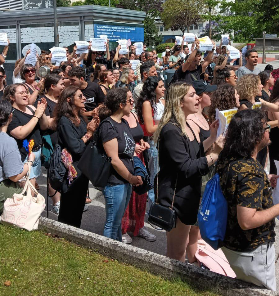 Concentración Delegación educación contra os recortes na FP presencial (16-06-23)(3).jpeg