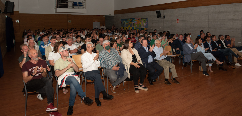 Publico na Gala do Futbol da COsta 2022 en Malpica