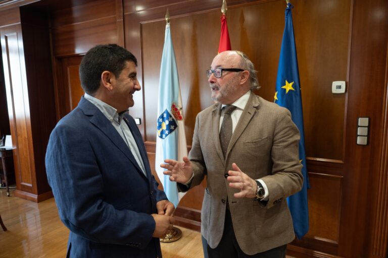 Cesan por xubilación e novo destino o xefe de Demarcación de Costas da Coruña e o director provincial do SEPE