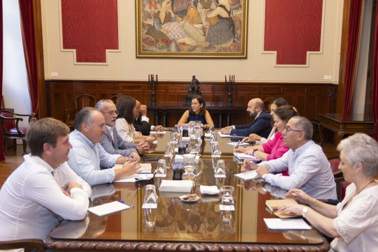 O Consorcio das Mariñas será incorporado polo Concello da Coruña á mesa técnica para a licitación de Nostián
