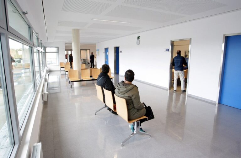 A CIG reprocha “mala xestión” na cobertura de médicos na área sanitaria da Coruña
