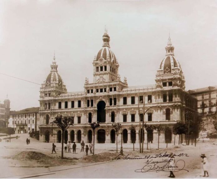 Pazo Municipal, Pedro Ferrer, 1912