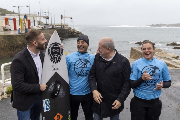 Nova edición de Big Waves na Coruña coa presenza de 16 surfitas