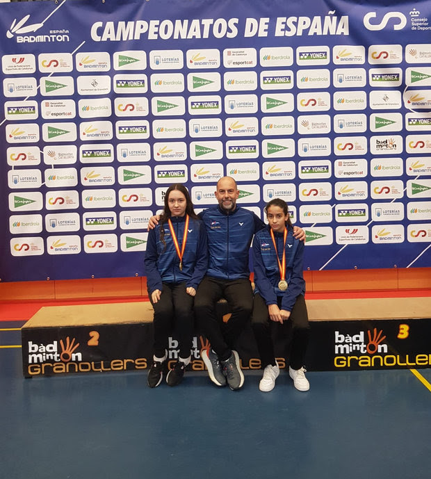 Sara del Castillo e Ines Pucela Badminton Club do Mar Campioas Espana Sub15