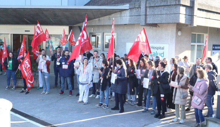 Traballadores da sanidade privada concéntranse na provincia da Coruña para demandar “un convenio digno”