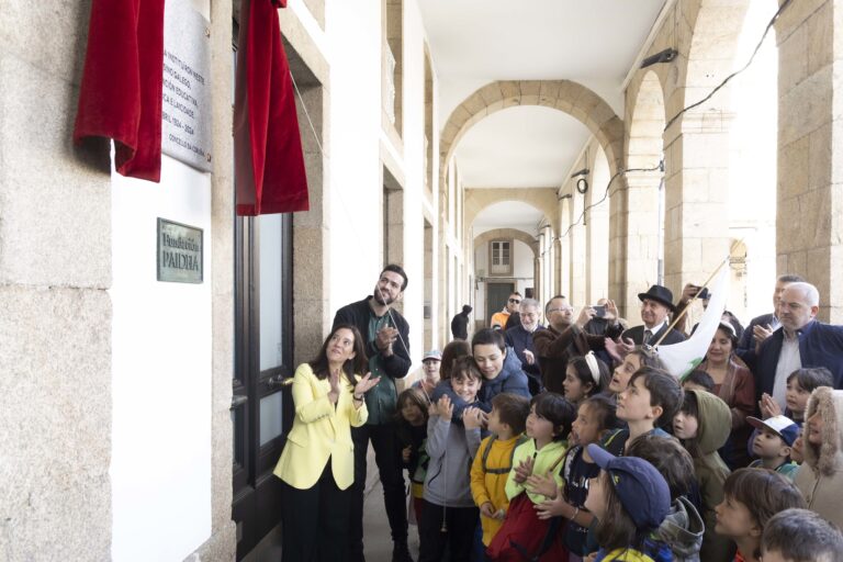 Inés Rey reivindica o carácter galeguista da Coruña no centenario da Escola de Ensino Galego