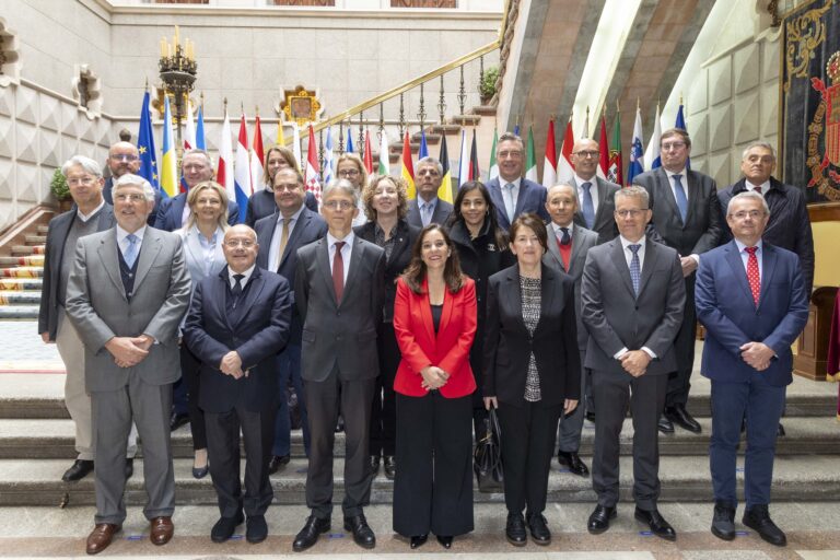 Recepción na Coruña de embaixadores da UE cun discurso da alcaldesa defendendo a democracia