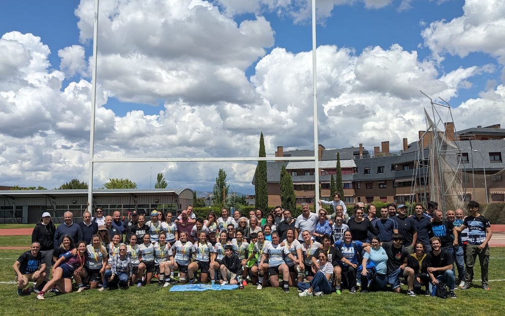 Familia do CRAT en Majadahonda na final da Copa RFER