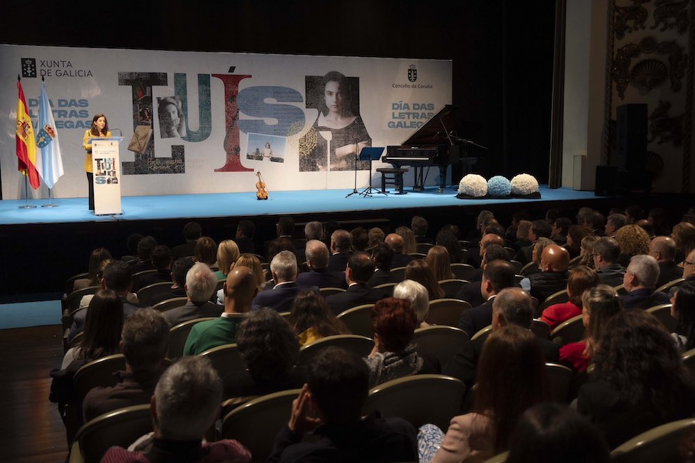 Gala por Luisa Villalta no Teatro Colon