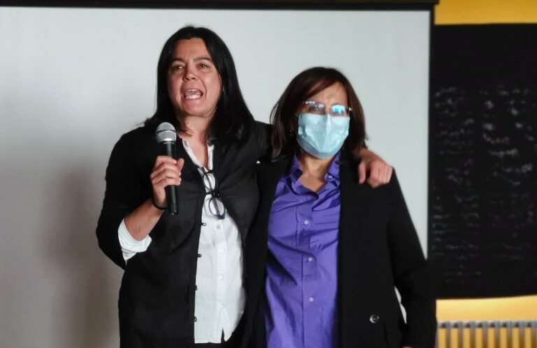 Alicia barral e Chus Teijo no 25 aniversario da Biblioteca de Monte Alto