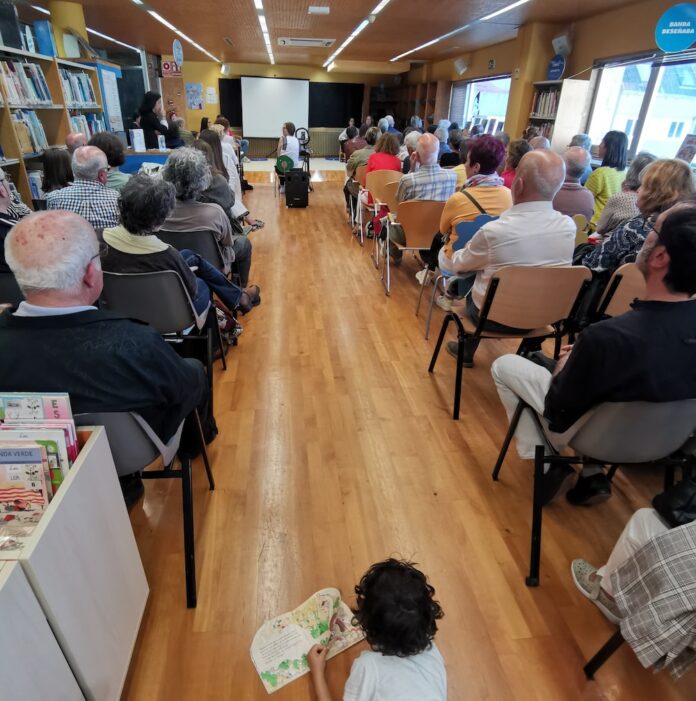 Celebrando entre libros o 25 aniversario da Biblioteca de Monte Alto