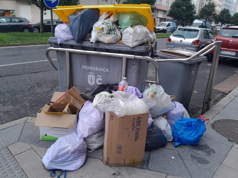 O Concello “está a tomar todas as medias legais” para esixir á empresa de recollida de lixo responsabilidades