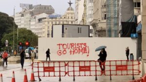 Pintada Tourist Go HOme-Foto-fmoran67