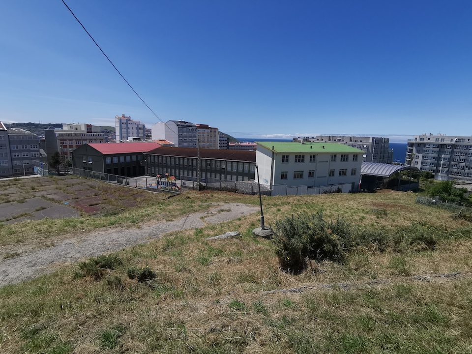 Vistas do CEIP Torre de Hercules dende o Monte Vixia