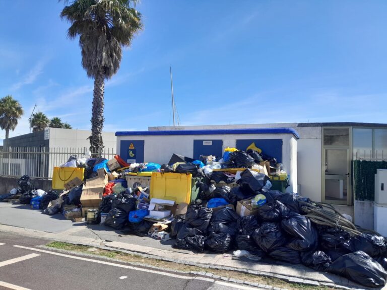 Valoriza recolleu 550 toneladas de lixo na cidade desde o inicio dos labores de emerxencia