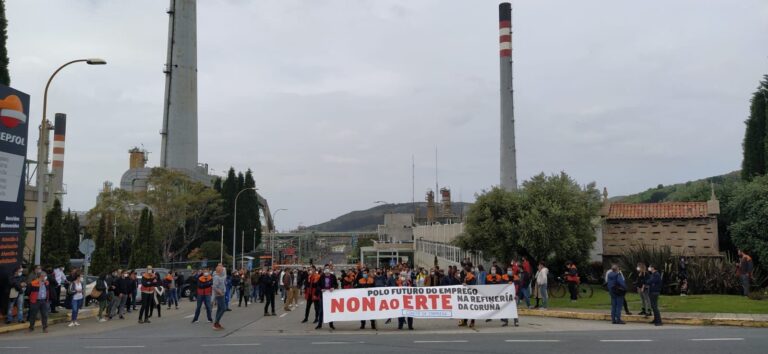 Convocan folga indefinida desde o 26 de agosto na empresa de mantemento da refinaría da Coruña