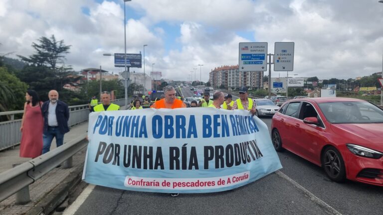 O BNG levará ao Congreso as demandas de axudas dos mariscadores da ría do Burgo