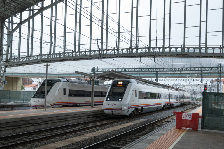 Renfe prestará servizo con 500 servizos de bus para facilitar a mobilidade polas obras na estación da Coruña