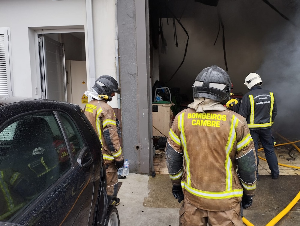 FOTO CAMBRE- Incendio no Temple 1