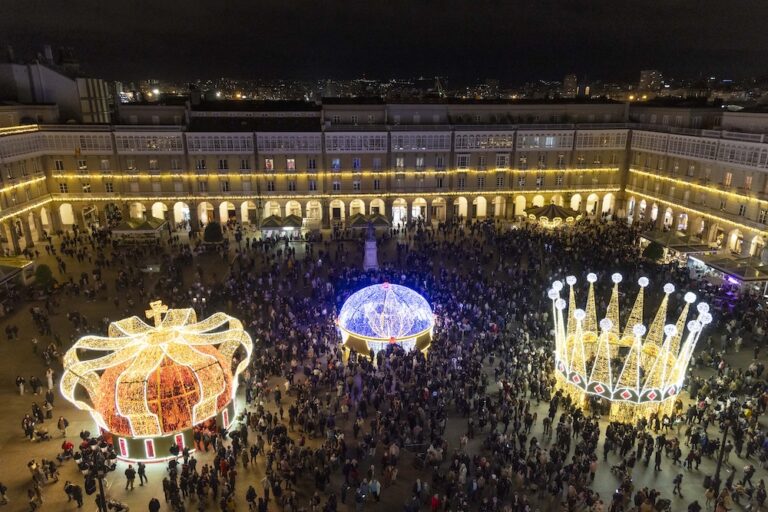 Maria Pita acendido de Nadal-Coruna 2025 2