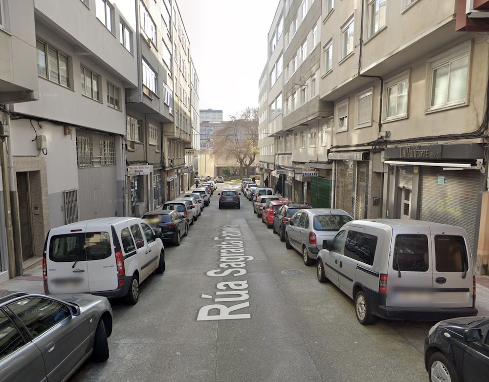 Treito da rua Sagrada Familia Coruna