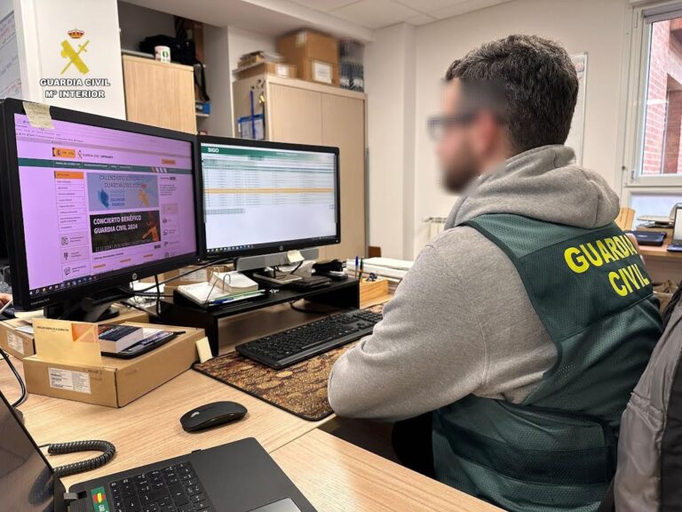 A Policía recupera 60.000 euros estafados a unha empresa da Coruña mediante suplantación de identidade