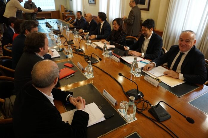 Miguel Lorenzo na COmision Coruna Maritima