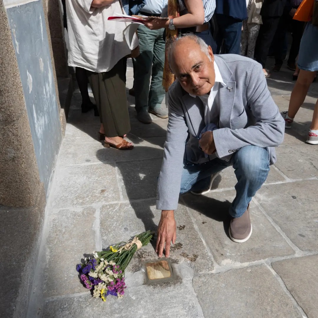 Chisco Fdez. Navalna colocación dos stolperstein na Coruña en 2023