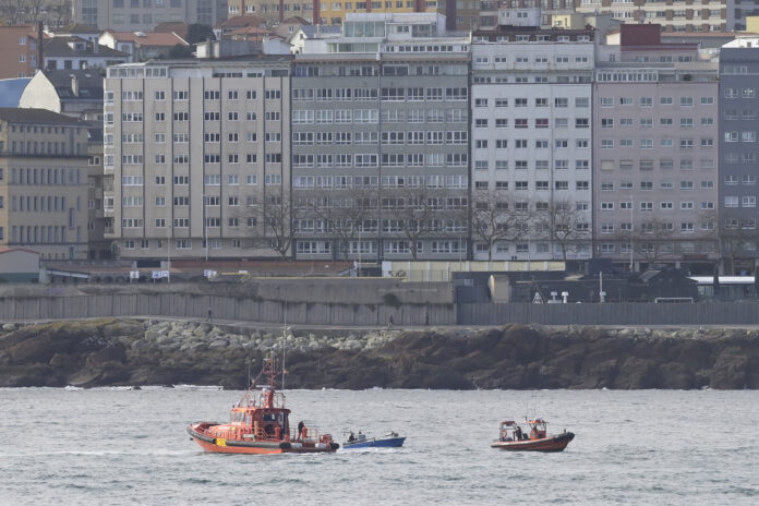 Zona do afundimento dunha barca preto do Acuario Da Coruña. M. DYLAN