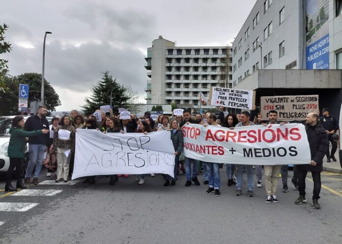 Imaxe da concentracion dos sanitarios da semana pasada