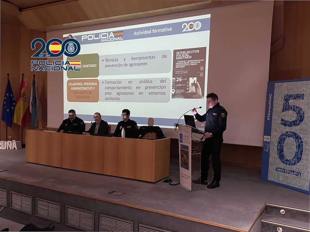 Curso de Defensa persoal a Policia Nacional no CHUAC