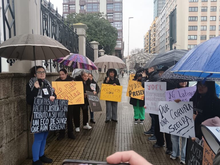 A familia de Yoel Quispe pide penas de entre 15 e 25 anos de cárcere para tres novos pola súa morte
