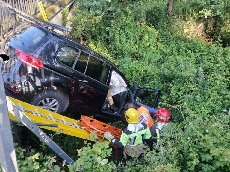 accidente terraplén arteixo