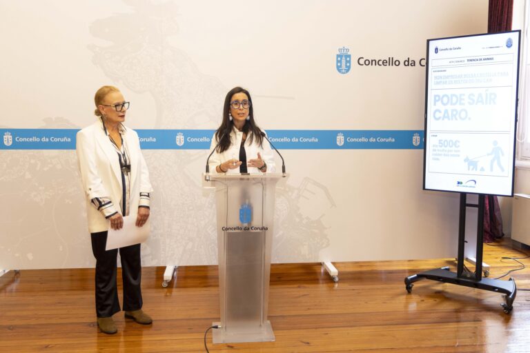A Coruña insiste na importancia de recoller as deposicións dos cans coa campaña ‘Pode saír caro’