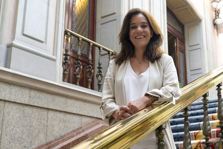 Inés Rey anuncia a dispoñibilidade de 700 vivendas sociais na Coruña para 2028