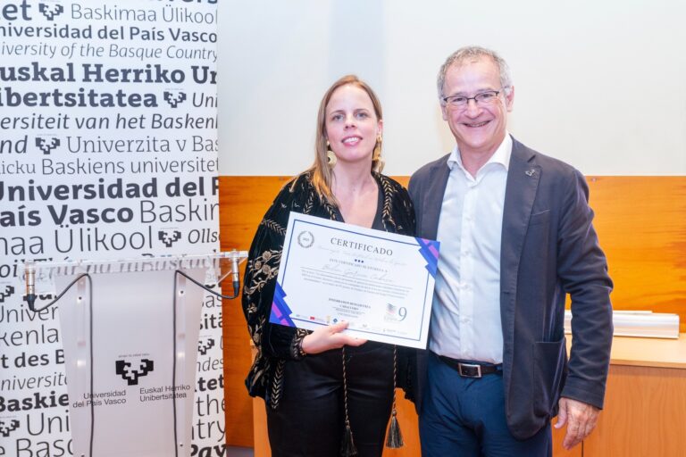 Unha investigadora da UDC premiada pola súa tese sobre identidades de xénero