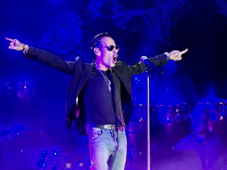 A salsa de Marc Anthony conquista A Coruña nunha noite para a lembranza