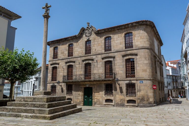 Os Franco habilitan as visitas á Casa Cornide na Coruña tras ser multados por incumprir con esta obrigación