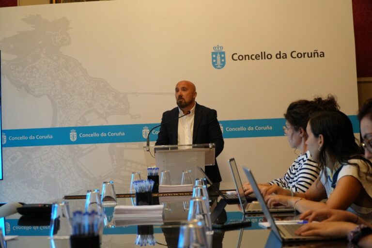 O Concello da Coruña reunirase co sector hosteleiro para abordar a taxa turística