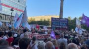 Multitudinaria concentración convocada no Obelisco contra a política forestal do PP / Claudia Varela Lourido