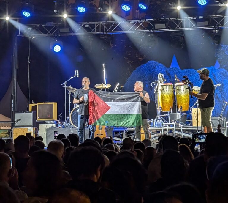 O Lembranza Rock dá unha lección de compromiso