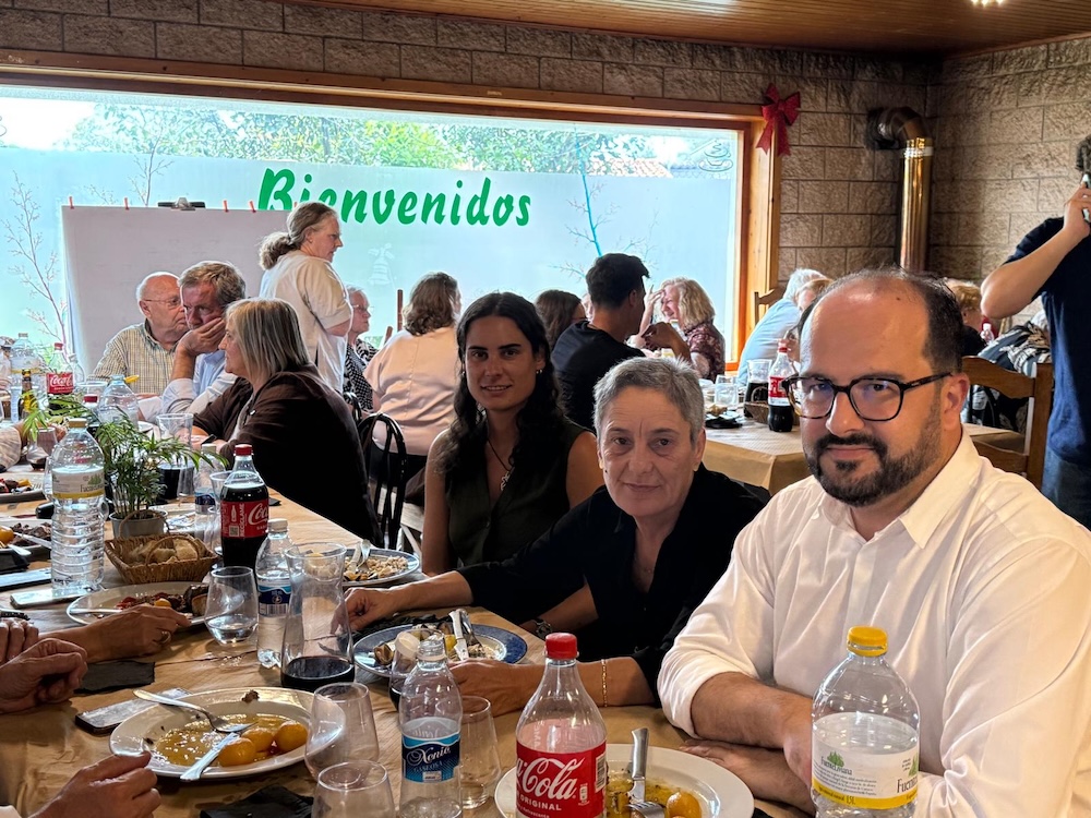 Homenaxe Tio Benito do Santo en Curtis