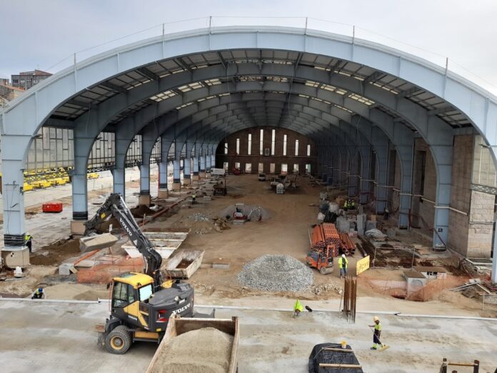 Obras da cupula da estacion de Tren. da Coruna
