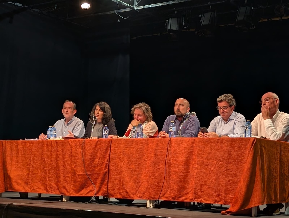 Palestra Fachada Maritima no Forum