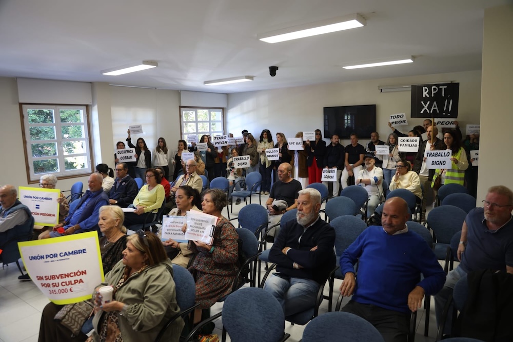 Traballadores Concello Cambre RPT 6