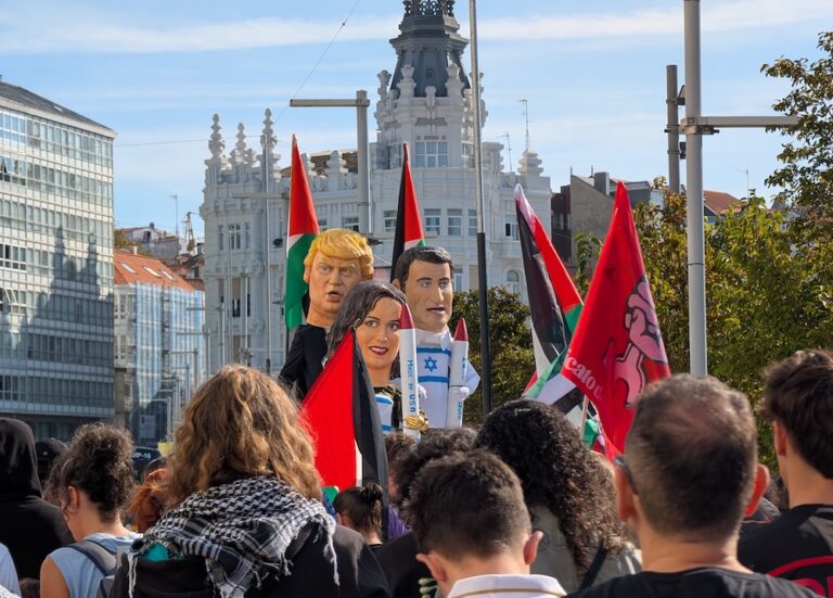 Concentracion dos Estudantes FOlga Xenocidio